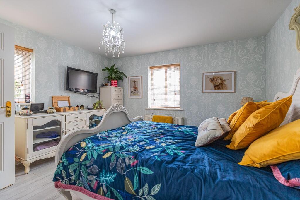 Clos Yr Erw 10-19.jpg