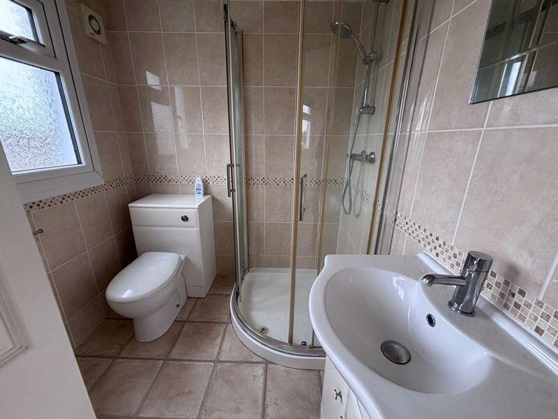 En suite Shower Room