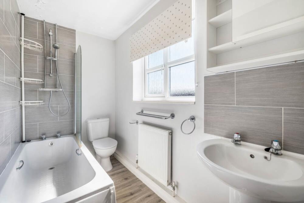 36 St Nicholas Close (Boston)-17