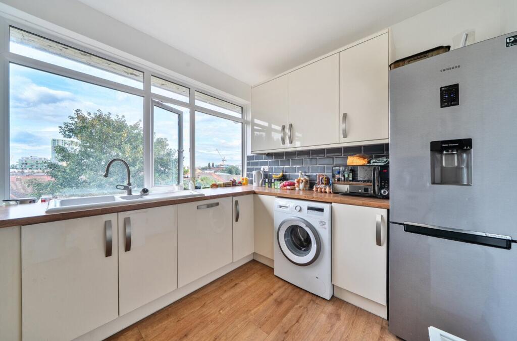 1326765-4-6877da4...