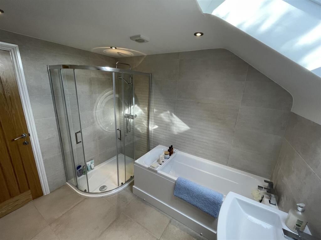 Photo 12-09-2025, 16 27 43.jpg