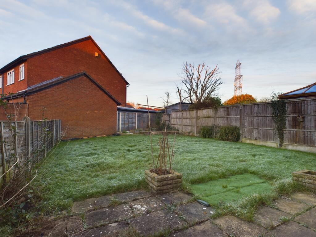 CAM03062G0-PR0112-STILL010