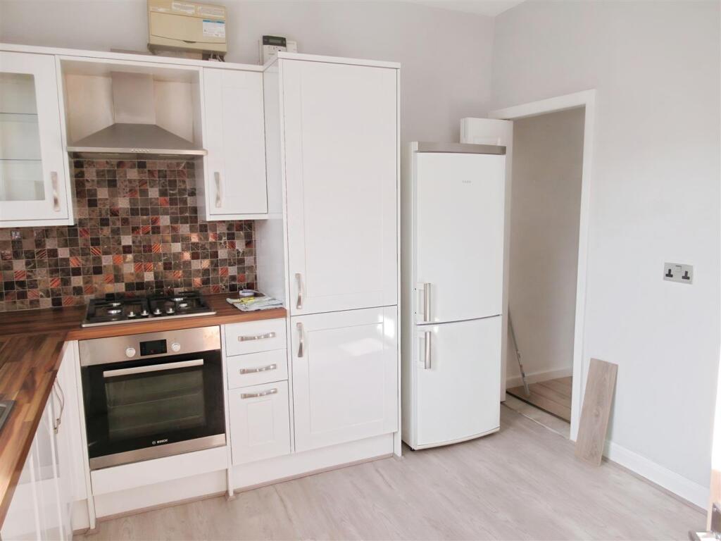 Kitchen/Dining