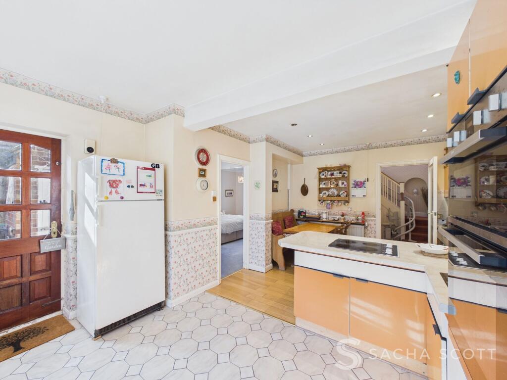 Kitchen / Breakfast Room