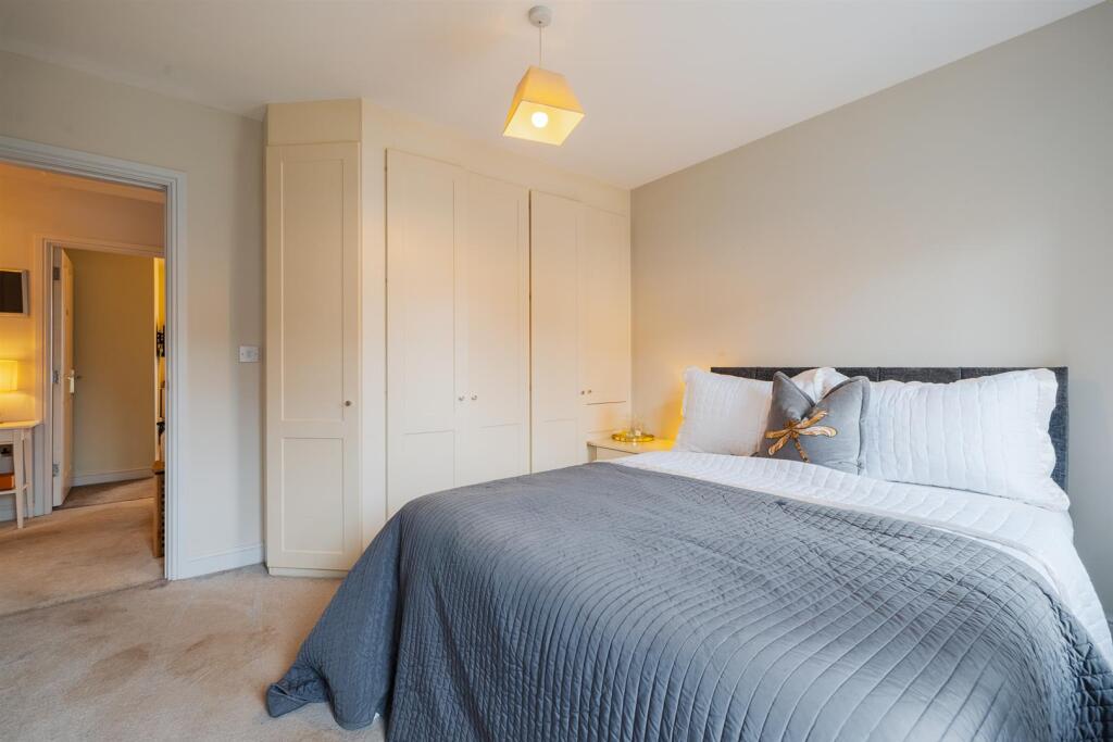 2 George Drive-47.jpg