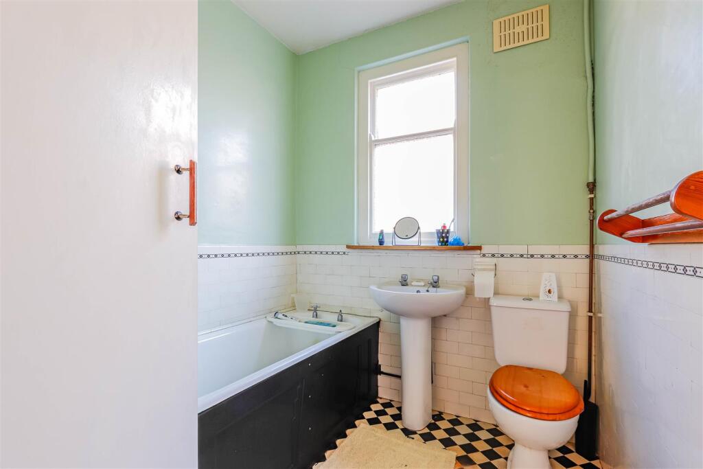 Pontypridd Road -4.jpg