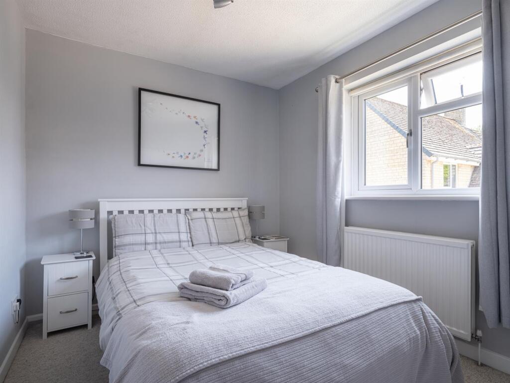 7 Bouverie Park-32.jpg