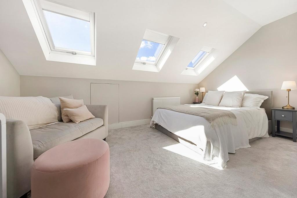 Bedroom Two (2).jpg