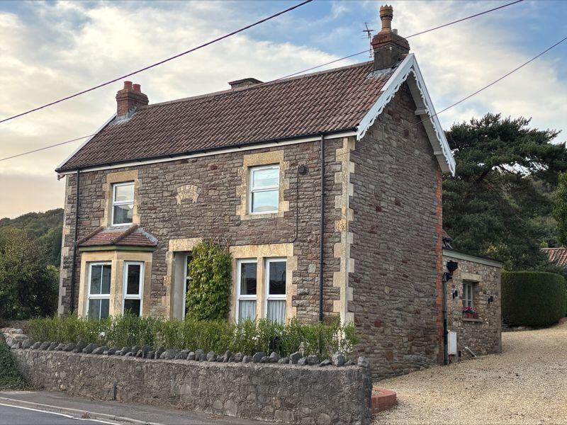 1 Clevedon Road