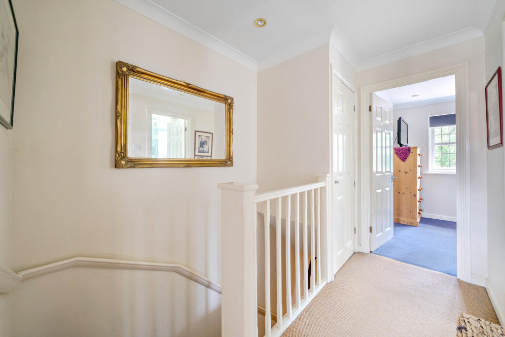 1295816-29-682ca3...