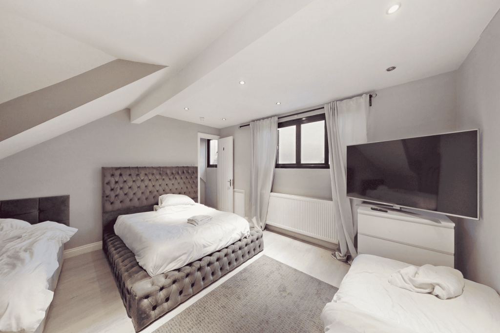 BEDROOM FOUR