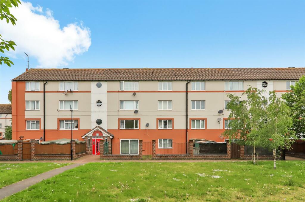 Harlech Gardens - f1fzycjJ3QyV1ODWpARF.jpg