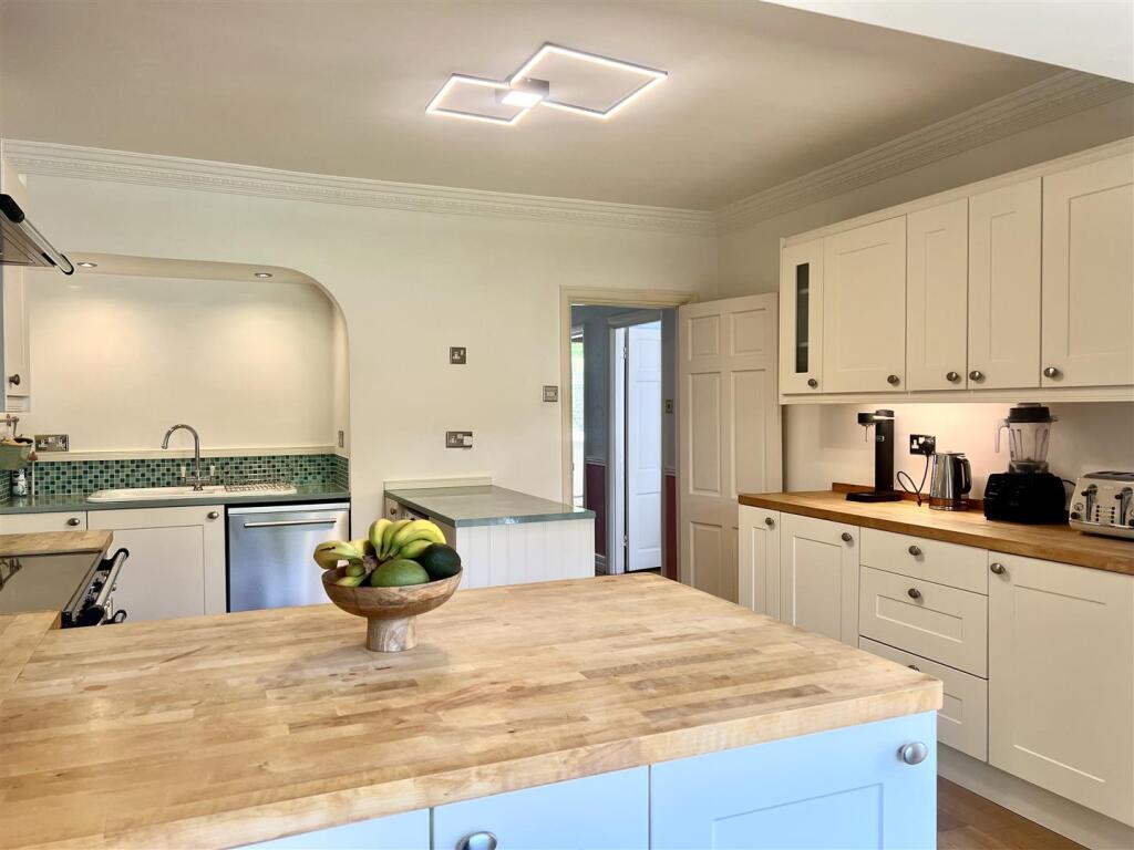 Kitchen.jpg