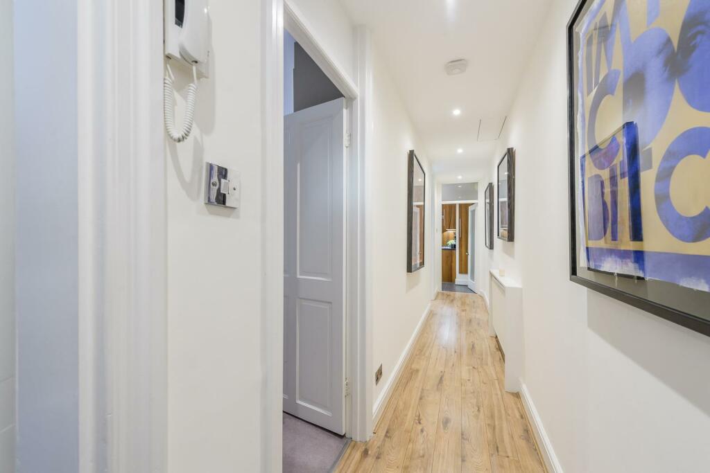 8320740-interior08-800.jpg