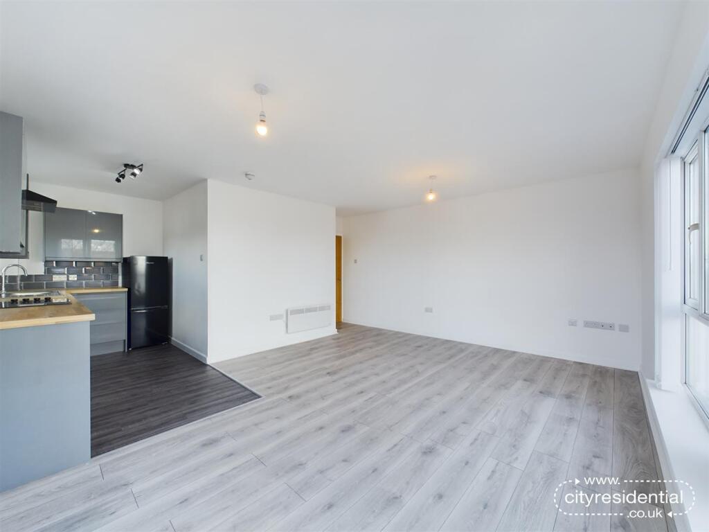 Living/Dining Room.jpg
