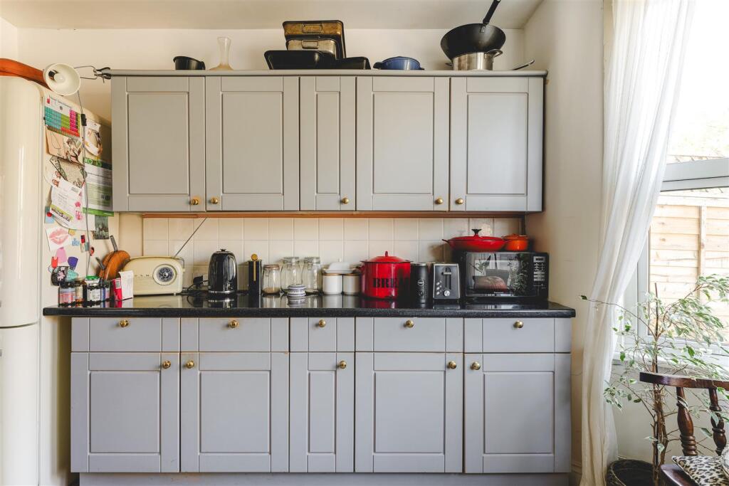 Mildenhall Road-12.jpg