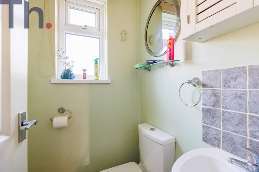 Downstairs Cloakroom WC