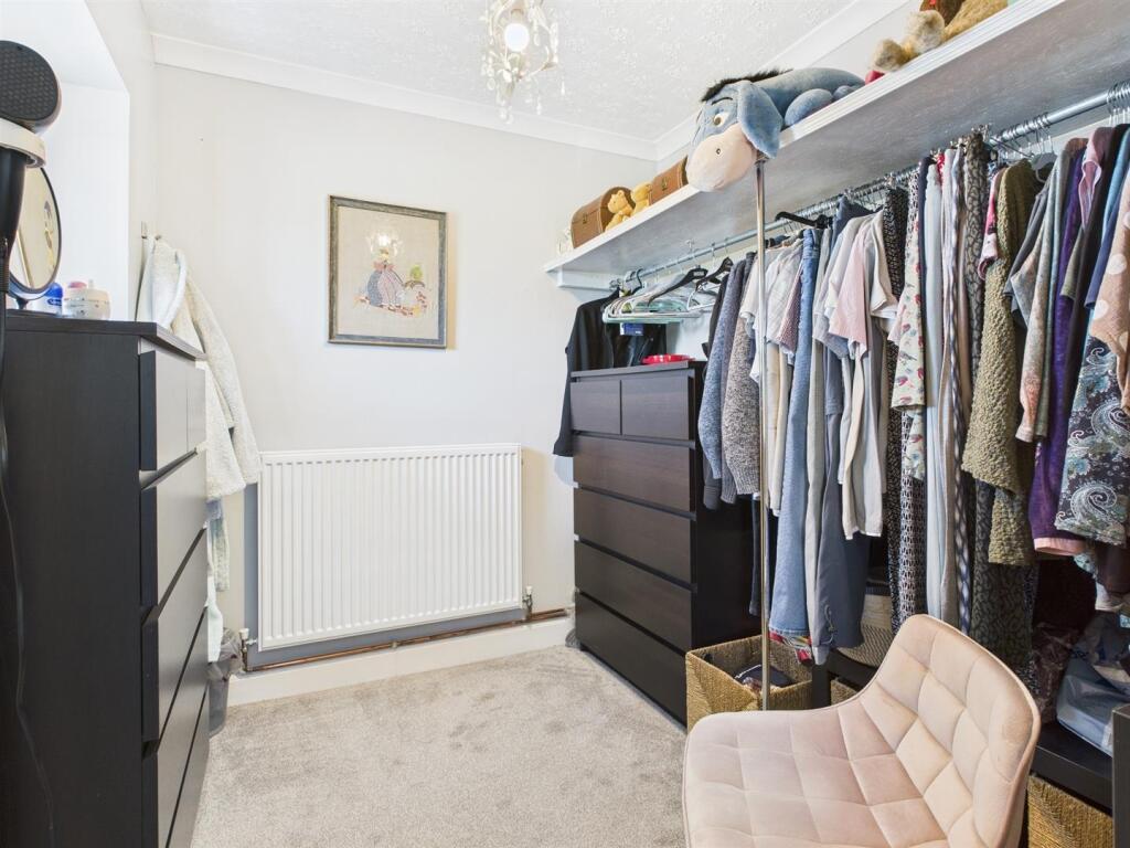 Dressing Room / Bedroom