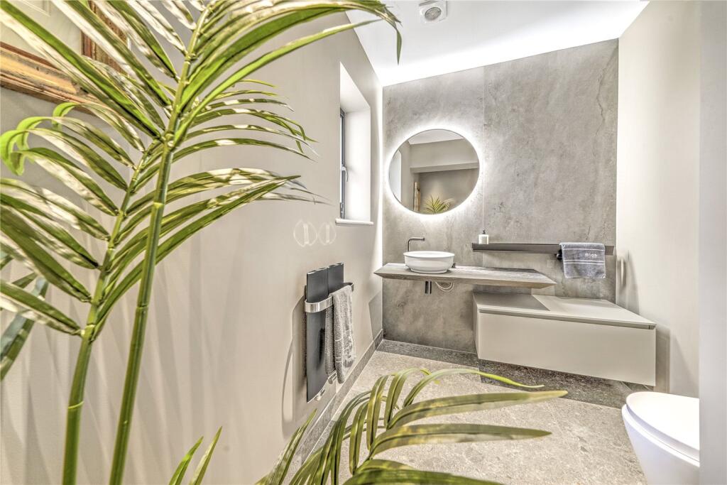 Cloak Room