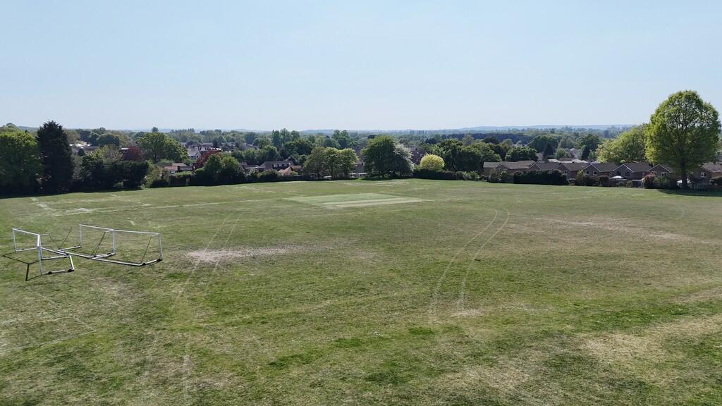 dji_fly_20250429_...
