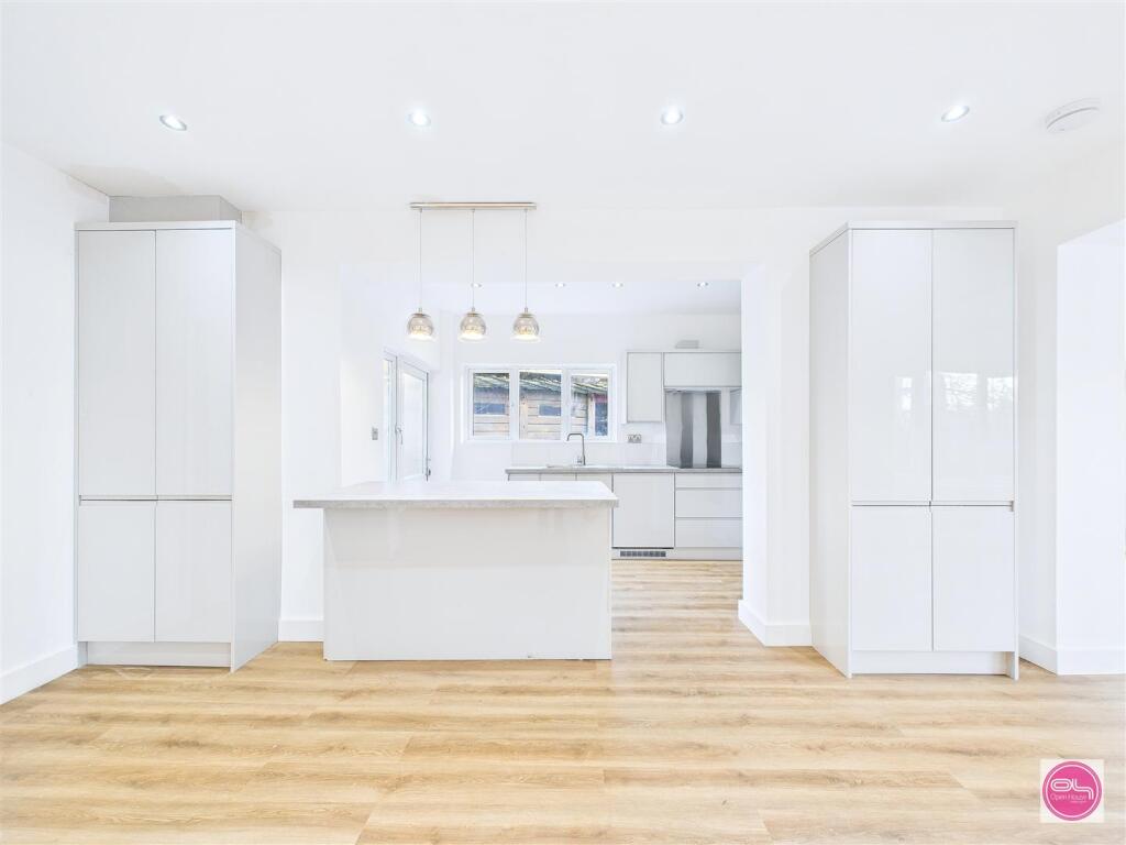 Moat Bank, Bretby (11).jpg