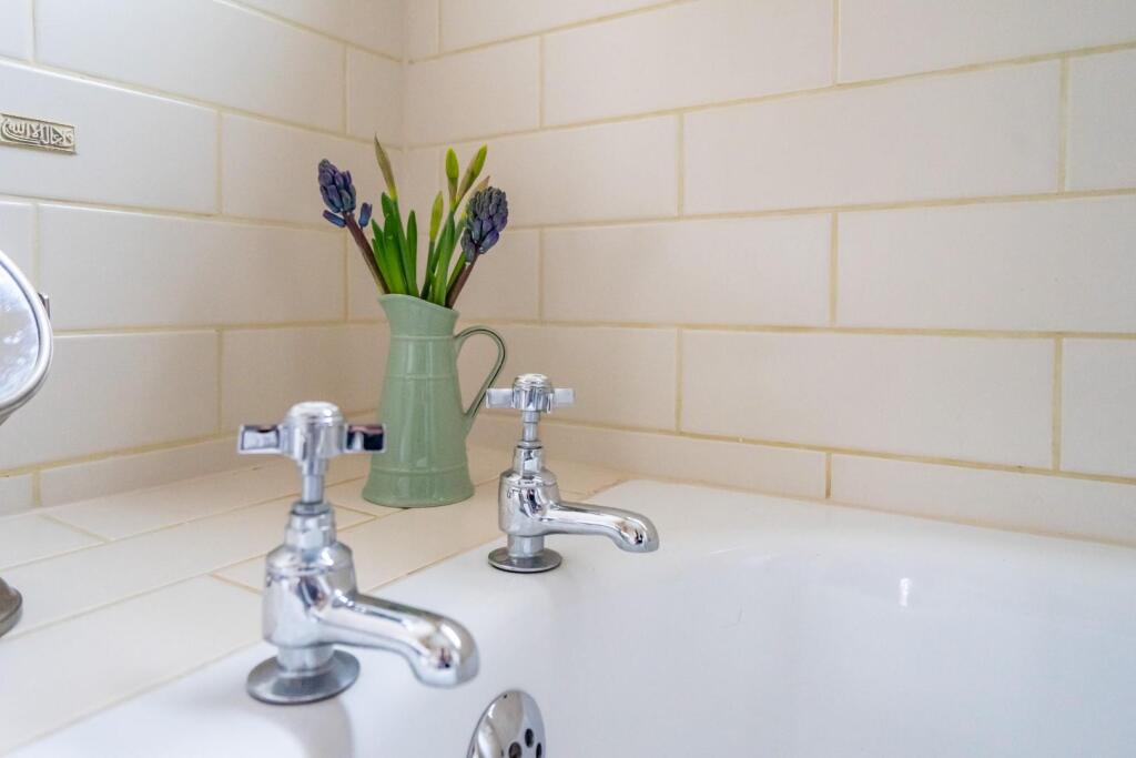 16 levisham stret-18.jpg