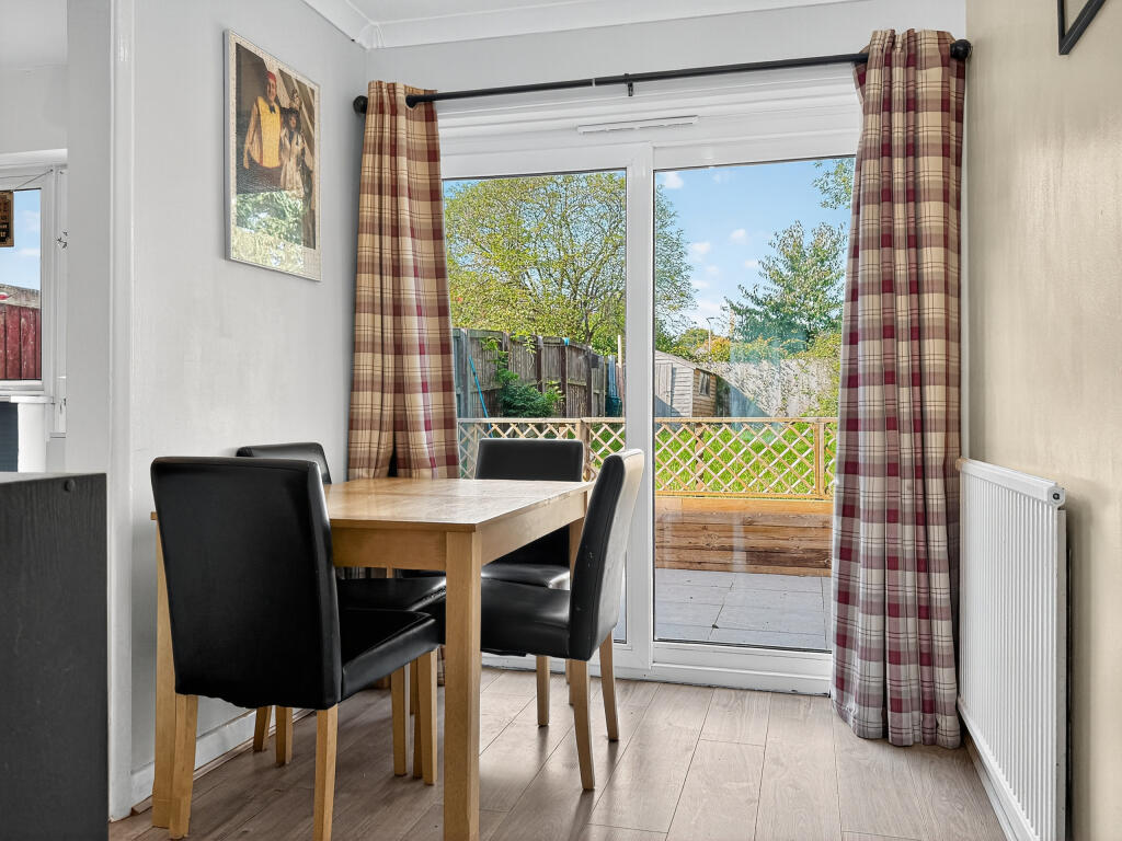Dining Room, doors to garden