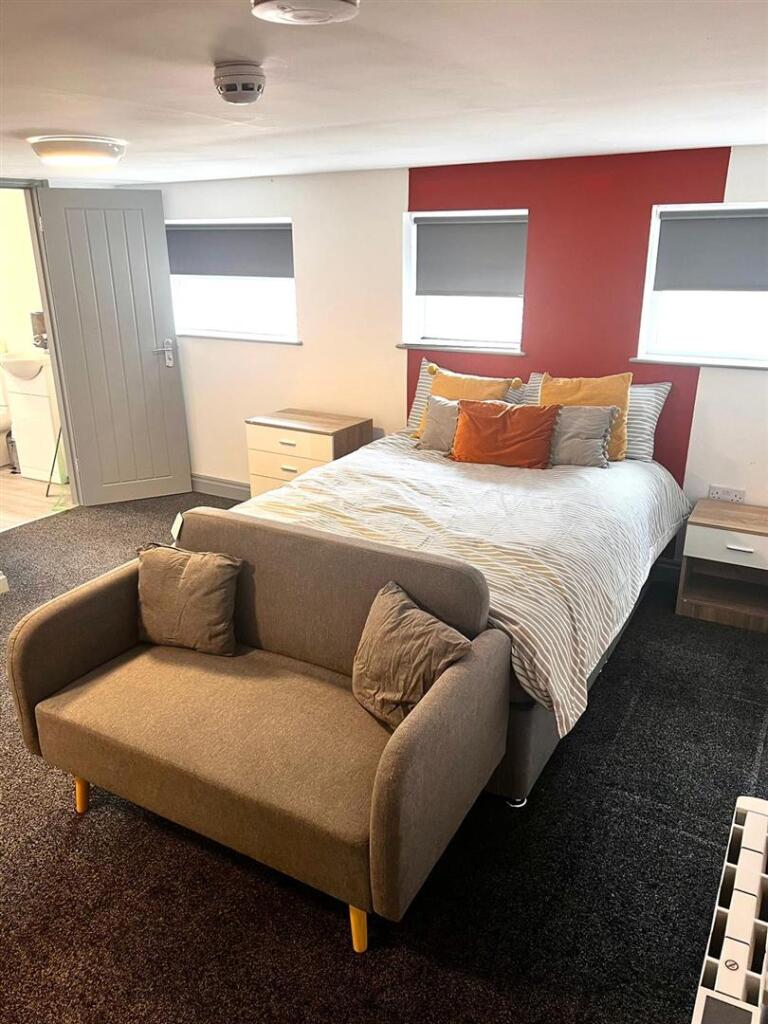 WhatsApp Image 2024-05-13 at 12.03.32 (2).jpeg