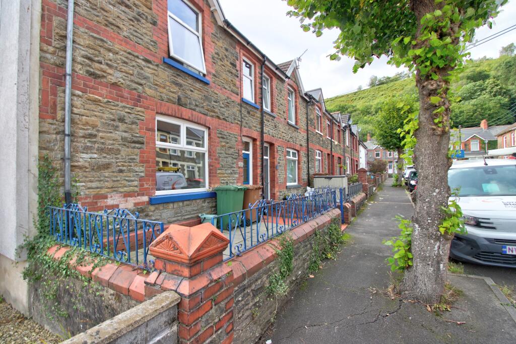 Grove Street, Caerphilly, CF83