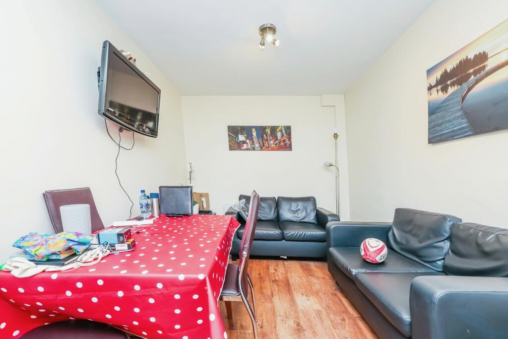 Living / Dining Room