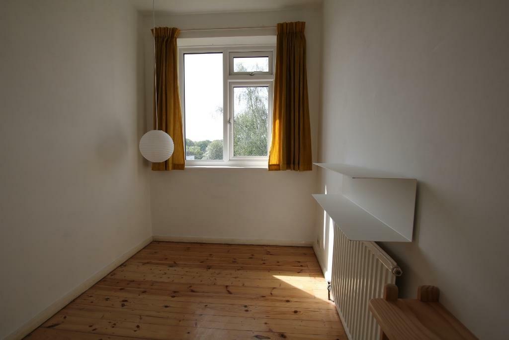 BED 3.JPG