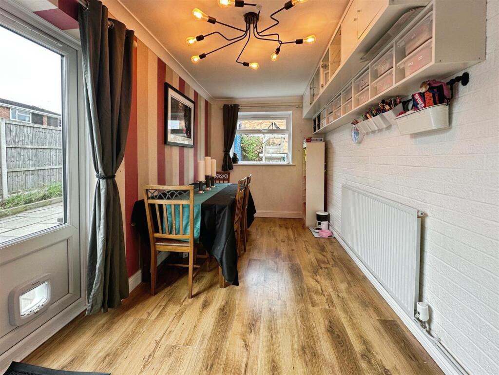 c8effc59--47FD-9566-E7FB2A19A2D2-53476-000011FA6CF