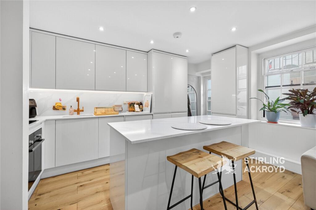 Kitchen/Reception