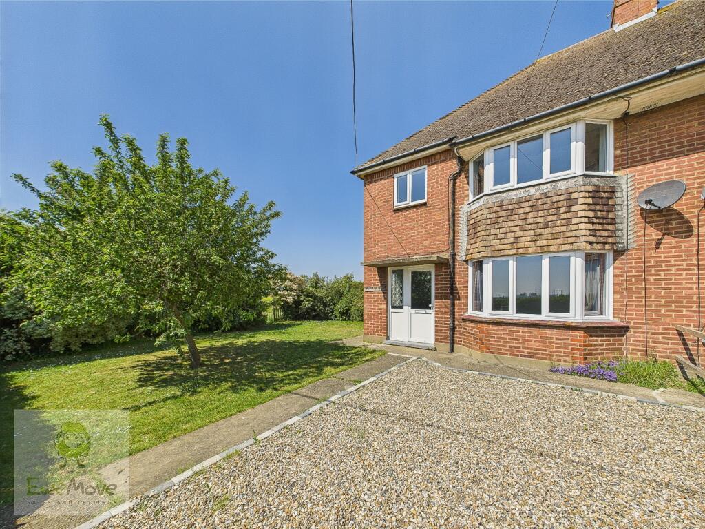 View Of The Front Of The Property