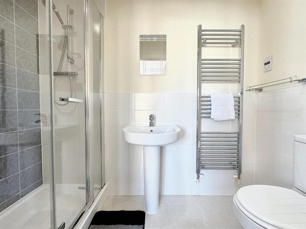 En-suite to Bedroom One