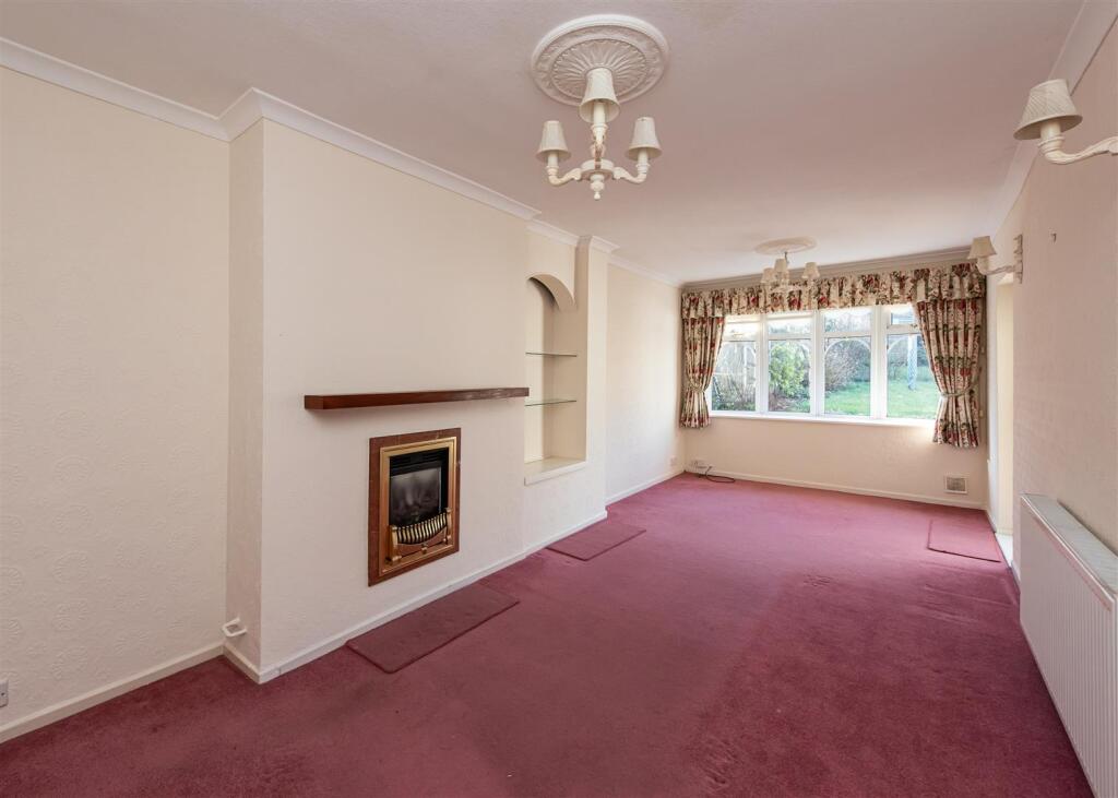 20 Brenton Road-living room.jpg