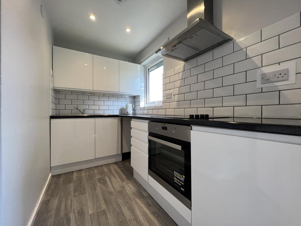 Kitchen Presented by Nicoleta at EweMove Bexleyhea