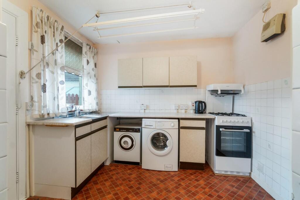 9_glenacre dr 08.jpg