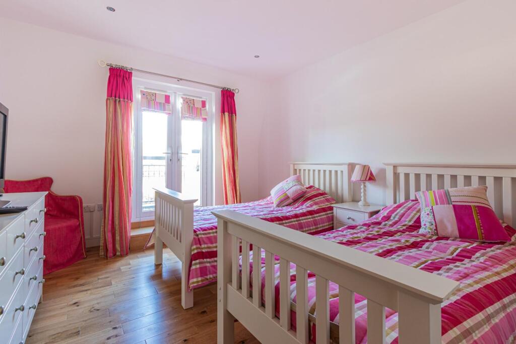 Bridgeman Road 14-4.jpg