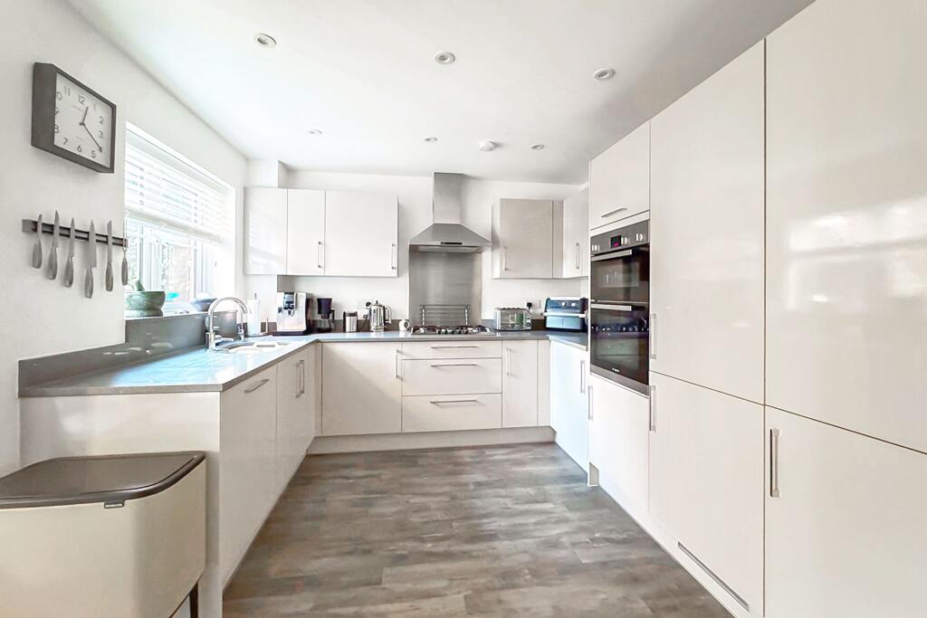 Kitchen/Family Room
