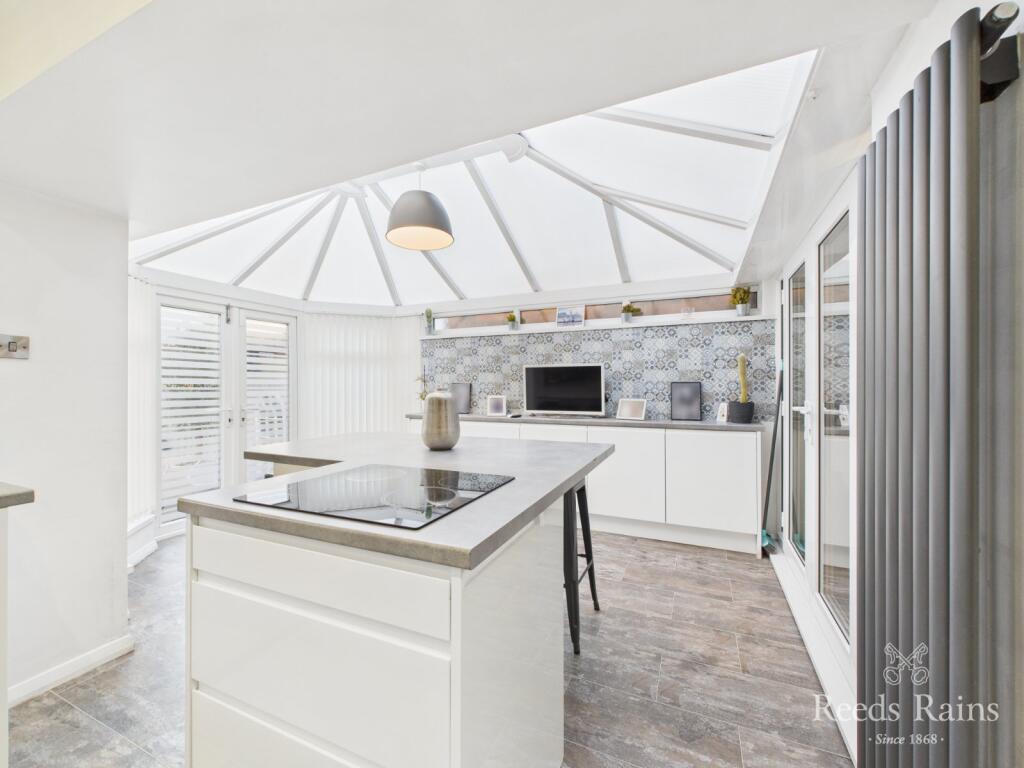 Kitchen/Conservatory