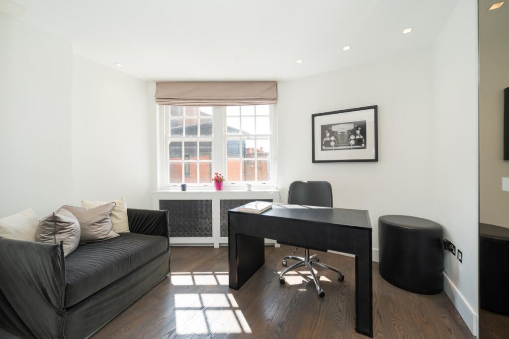 Cadogan Square