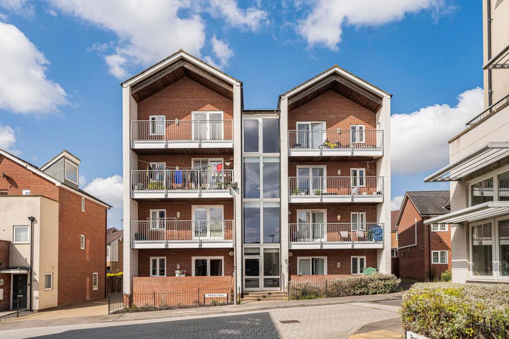 Sinatra Drive, Oxley Park, MK4