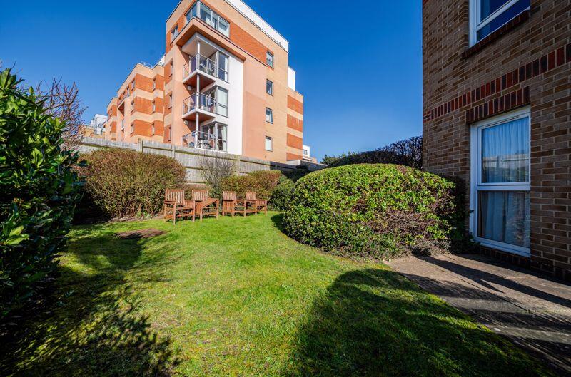 Communal Gardens angle 4