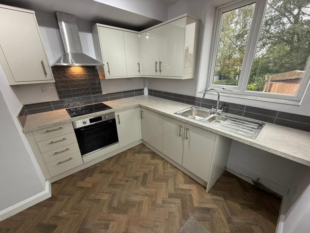 2 Jubilee Road Kitchen