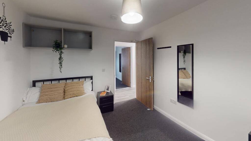 -Flat-2-8-Piccadilly-Place-Bedroom-2 1.jpg