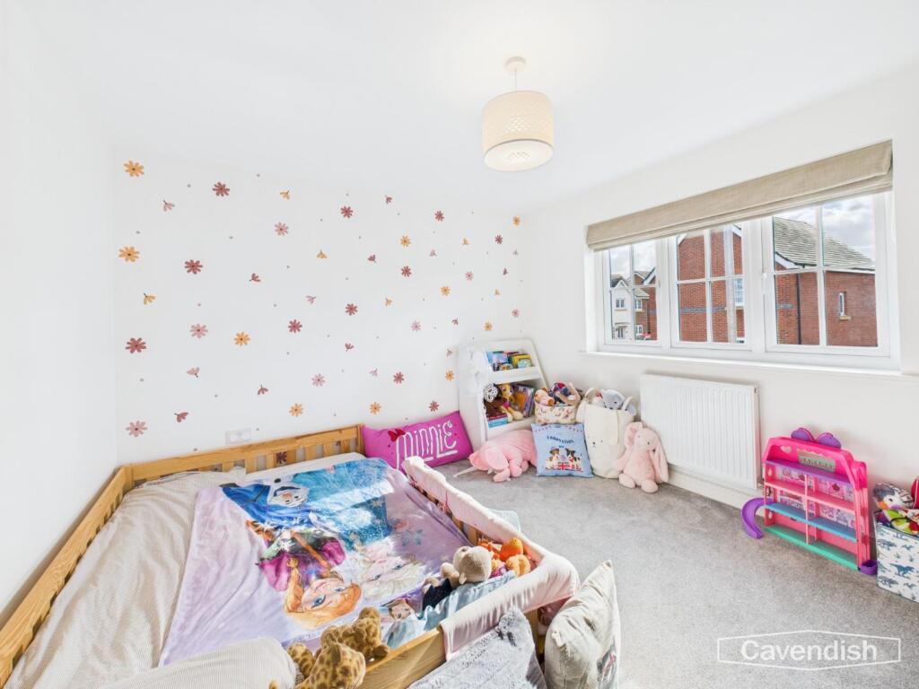 BEDROOM 2