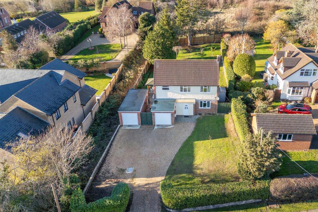 251130 - 36 Cleat Hill, Bedford - 04.jpg