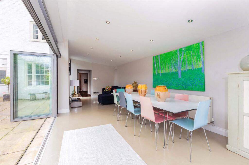Open-Plan Reception