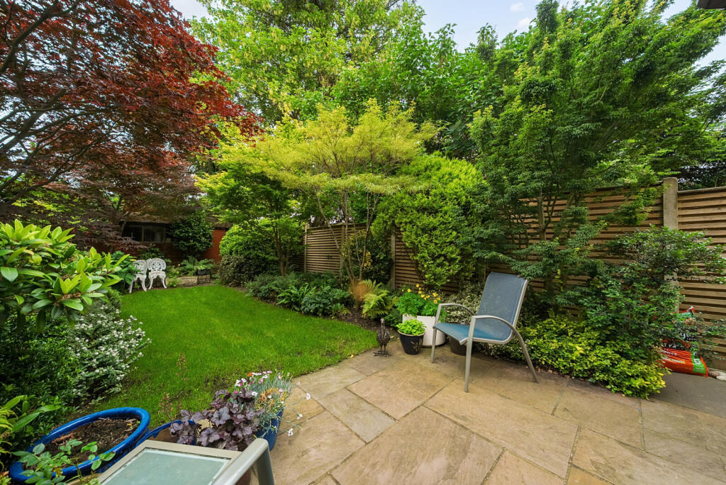 1305105-46-68495d...